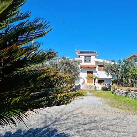 Eugenia Διαμέρισμα *