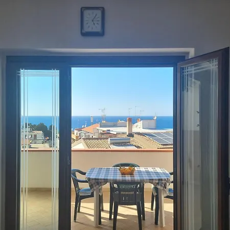Eugenia Apartman Tropea