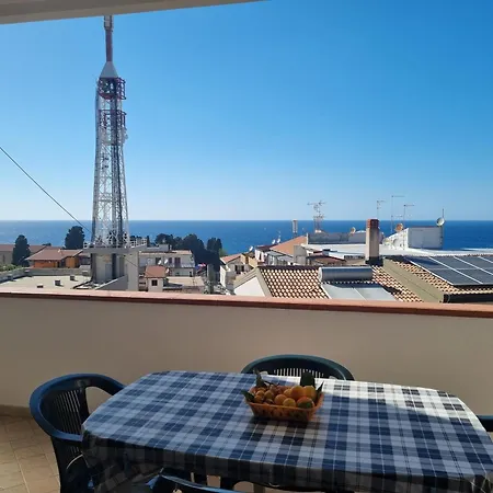 Eugenia Apartman Tropea