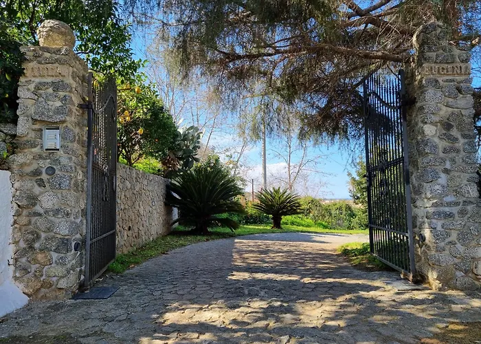 Eugenia Apartman Tropea